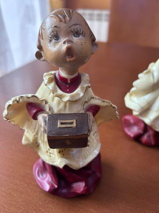 Monaguillos marmolina pintados a mano