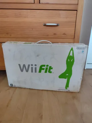 Tavola Wii Fit + Gioco Nintendo