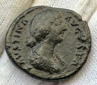 Moneda Romana FAUSTINA II HIJA . AS 161-176 d.C