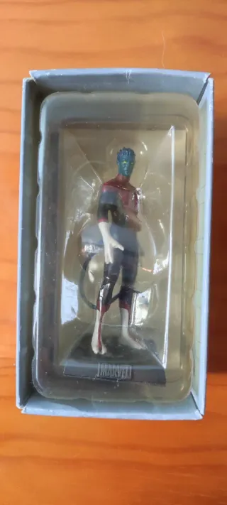 Figura Rondador Nocturno Plomo Colección