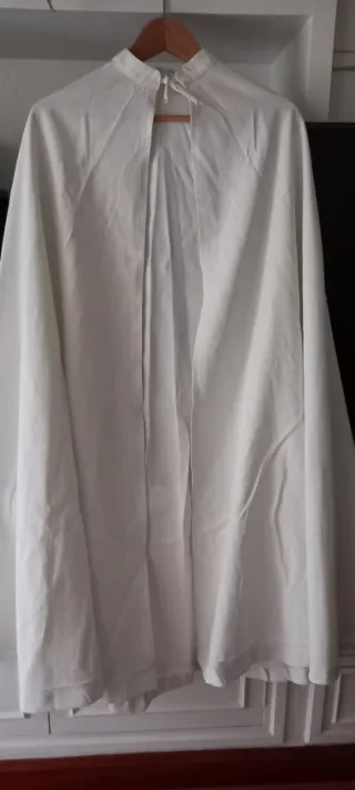 Capa Nazareno Blanca Talla 11-12.