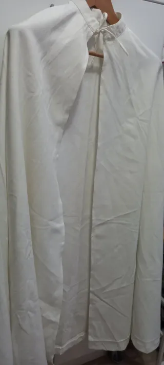 Capa Nazareno Blanca Talla 11-12.