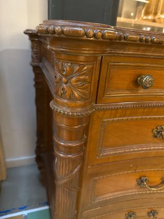 Cajonera de madera noble