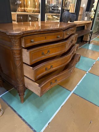 Cajonera de madera noble