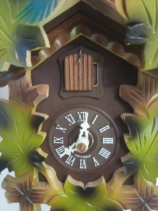 Orologio a cucù nuovo di fabbrica