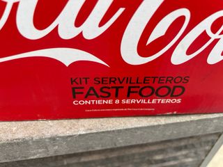 8 Servilletero Coca-Cola Rojo Metal  Vendo sueltos