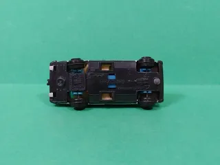 Guisval coche Seat 131 a escala.