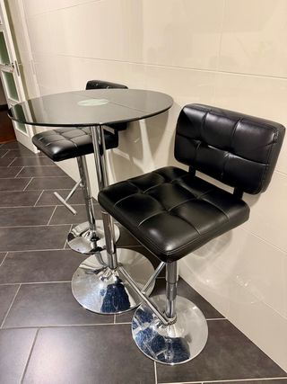 Mesa alta cocina + 2 sillas