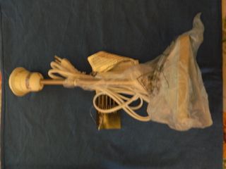 Porta lampada metallo e plastica