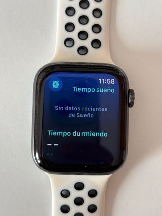 Apple Watch SE - 44mm Negro