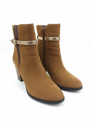 Botas de tacón marrón y dorado