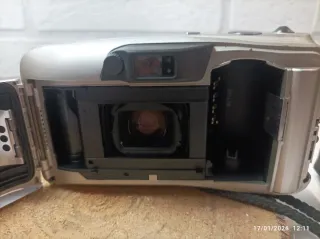 Cámara Olympus Zoom 38-140mm  Modelo U{mju}