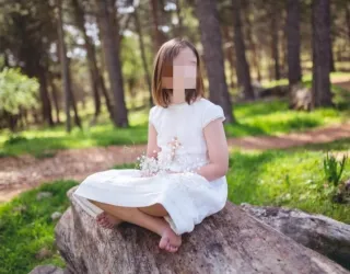 Vestido corto comunión blanco con fajín verde agua