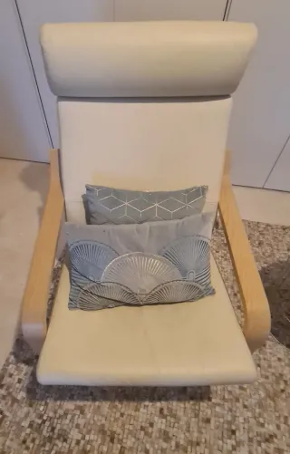 Sillón Poang Beige Cuero y Madera