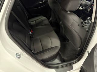 Hyundai i30 2018 fastback Etiqueta C