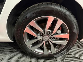 Hyundai i30 2018 fastback Etiqueta C