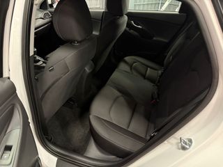 Hyundai i30 2018 fastback Etiqueta C