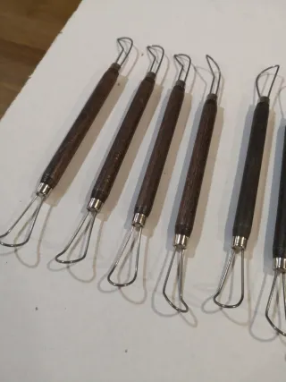 Lote 18 Herramientas de vaciado para arcilla y man