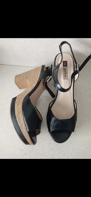 Sandalias Gadea de Piel .