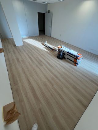 Suelos y puertas HS Carpintería Pedir presupuesto