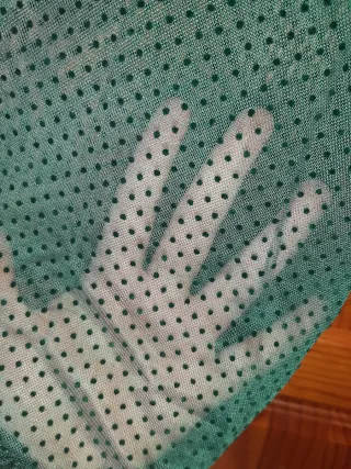 Vestido Stradivarius verde con lunares