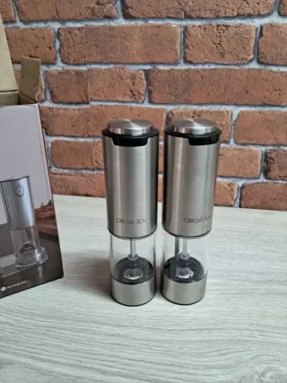 Juego de 2 molinillos de sal y pimienta eléctricos