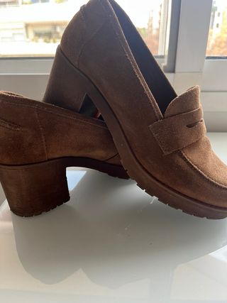 Mocasines ante tacón ancho