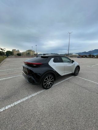 Toyota C-HR GR Sport 2023 , Híbrido, 5p, 184CV