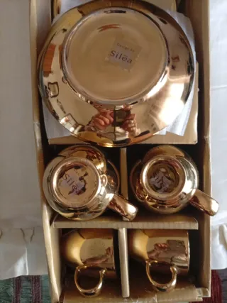 Set 4 Tazzine e Piattini Porcellana Silēa Vintage