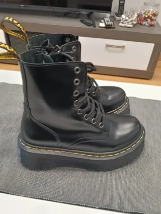 Botas Dr. Martens Negras talla 38  Nuevas sin usar