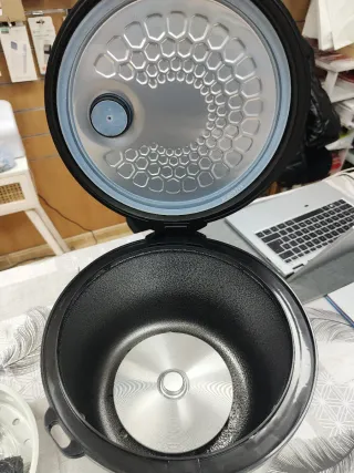 Olla Programable Kuken 900W 5L