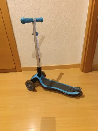 Patinete 3 Ruedas con Luces Azul