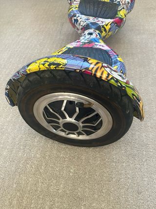 Hoverboard con diseño graffiti