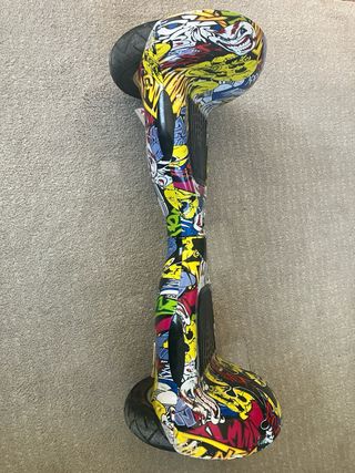 Hoverboard con diseño graffiti