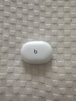 Beats Studio Buds Auriculares Blancos