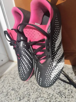 Botas Fútbol Adidas Predator Niño Talla 35