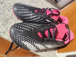 Botas Fútbol Adidas Predator Niño Talla 35