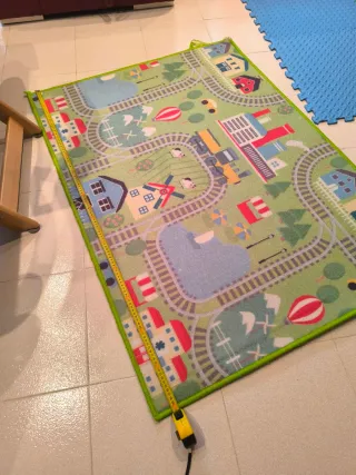 ALFOMBRA DE JUEGOS CON DOBLE DISEÑO CIUDAD/TREN