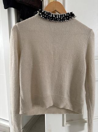 Jersey Zara cuello adornado negro y beige