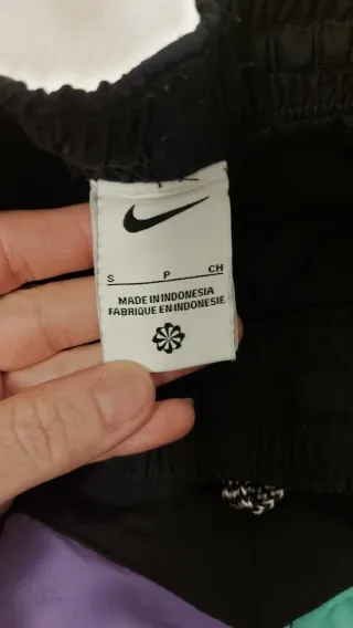 Bañador Nike Negro, Morado y Turquesa