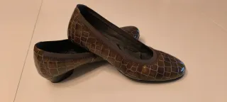 Zapatos Pitillos Marrones de Mujer