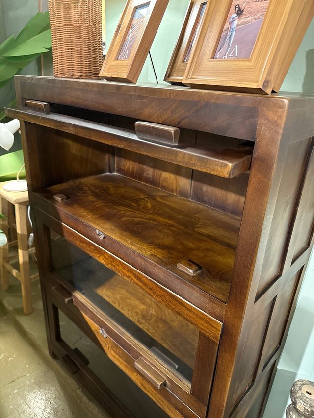 Vitrina Librero Madera y Cristal