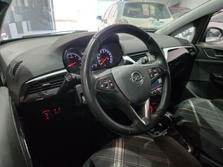 Opel Corsa automático único por sus pocos kms.
