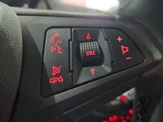 Opel Corsa automático único por sus pocos kms.