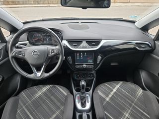 Opel Corsa automático único por sus pocos kms.