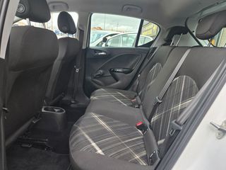 Opel Corsa automático único por sus pocos kms.