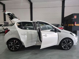 Opel Corsa automático único por sus pocos kms.