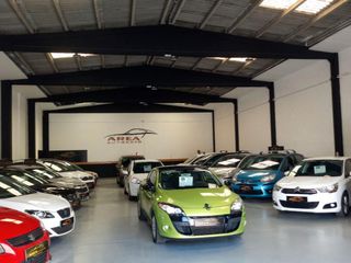 Opel Corsa automático único por sus pocos kms.