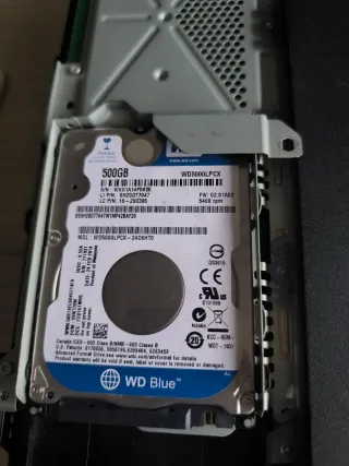 PS4 (PlayStation 4) Nera + COMANDO - Disco Rigido 500g