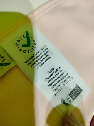 Lote 4 baberos rosas para bebé